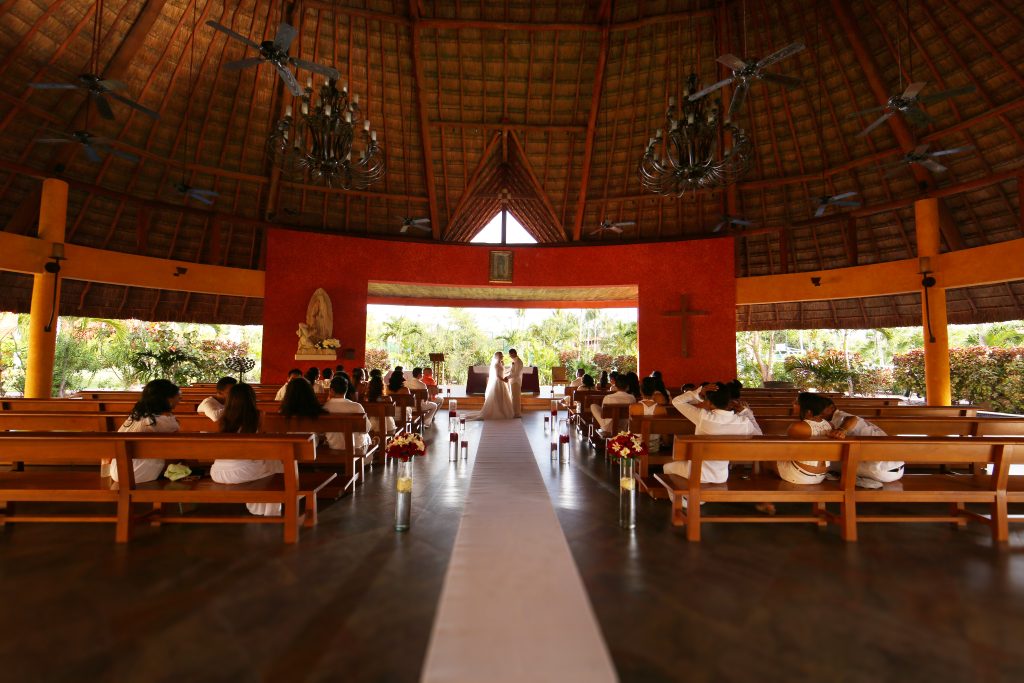 Barcelo Maya Colonial Wedding - Mariage