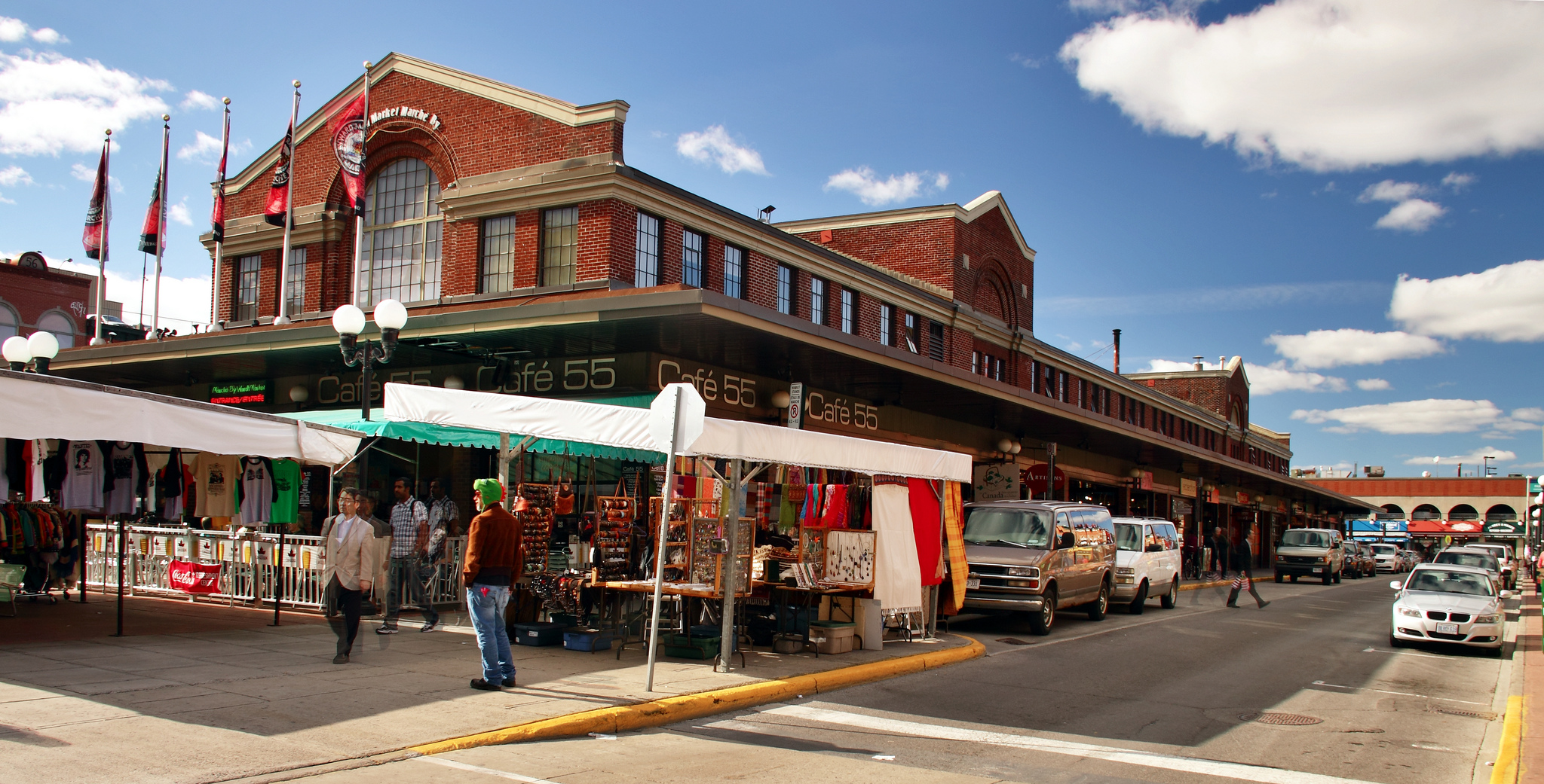 Marché By