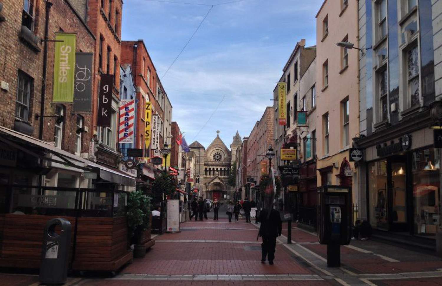 Shopping à Dublin Rue marchande à Dublin, Irlande