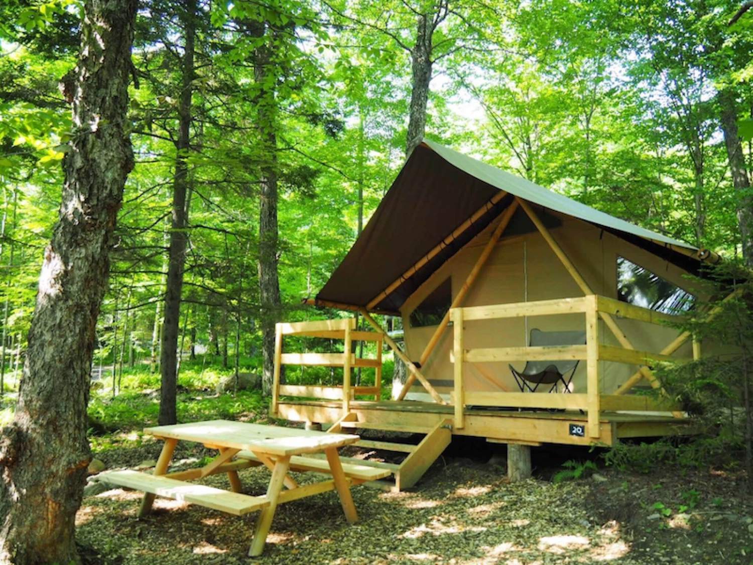 Tente le Trappeur au Centre de villégiature Huttopia, Cantons-de-l’est