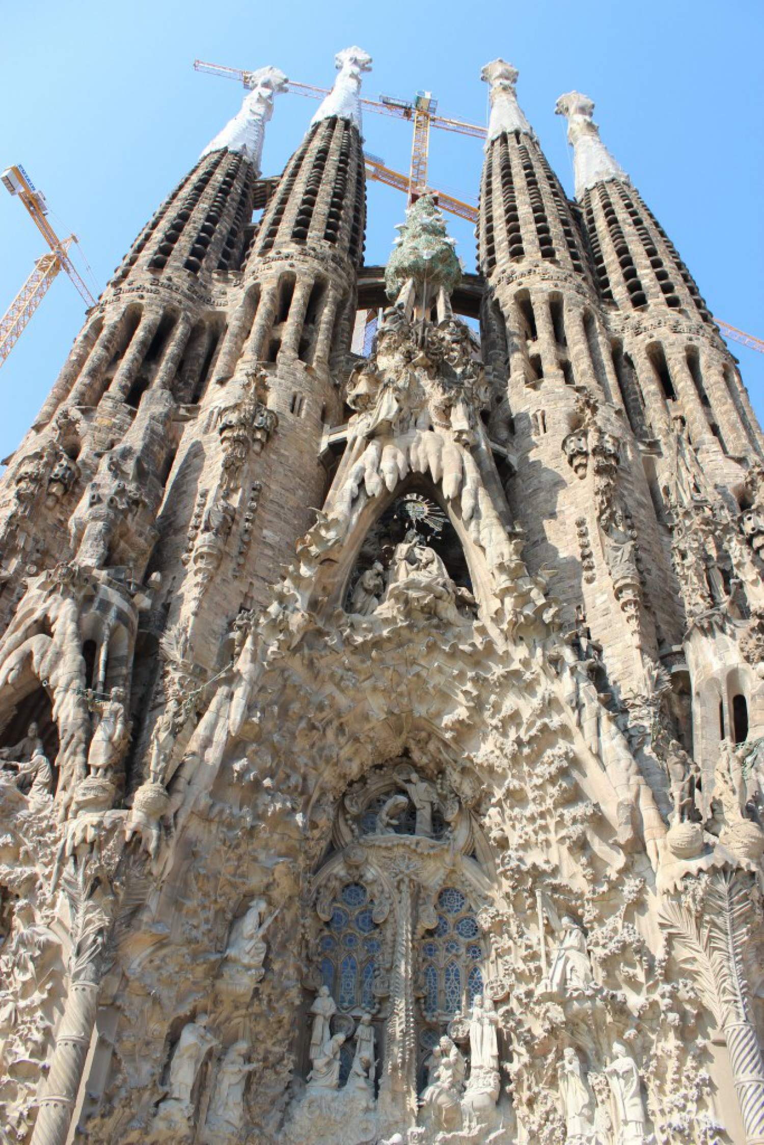 La Sagrada Familia de Barcelone, par Gaudi