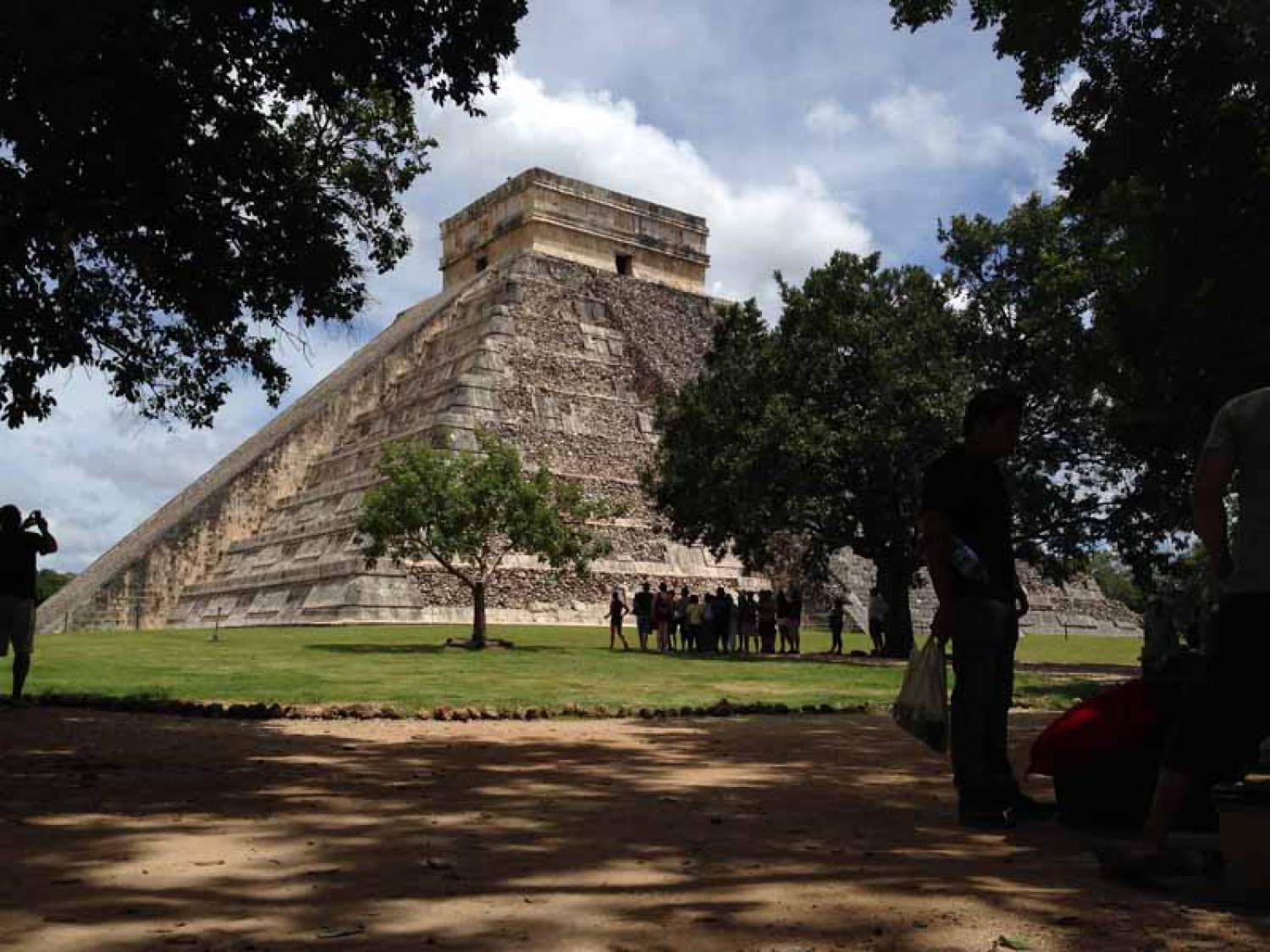 Mayan pyramids fo Chichen Itza, Yucatan