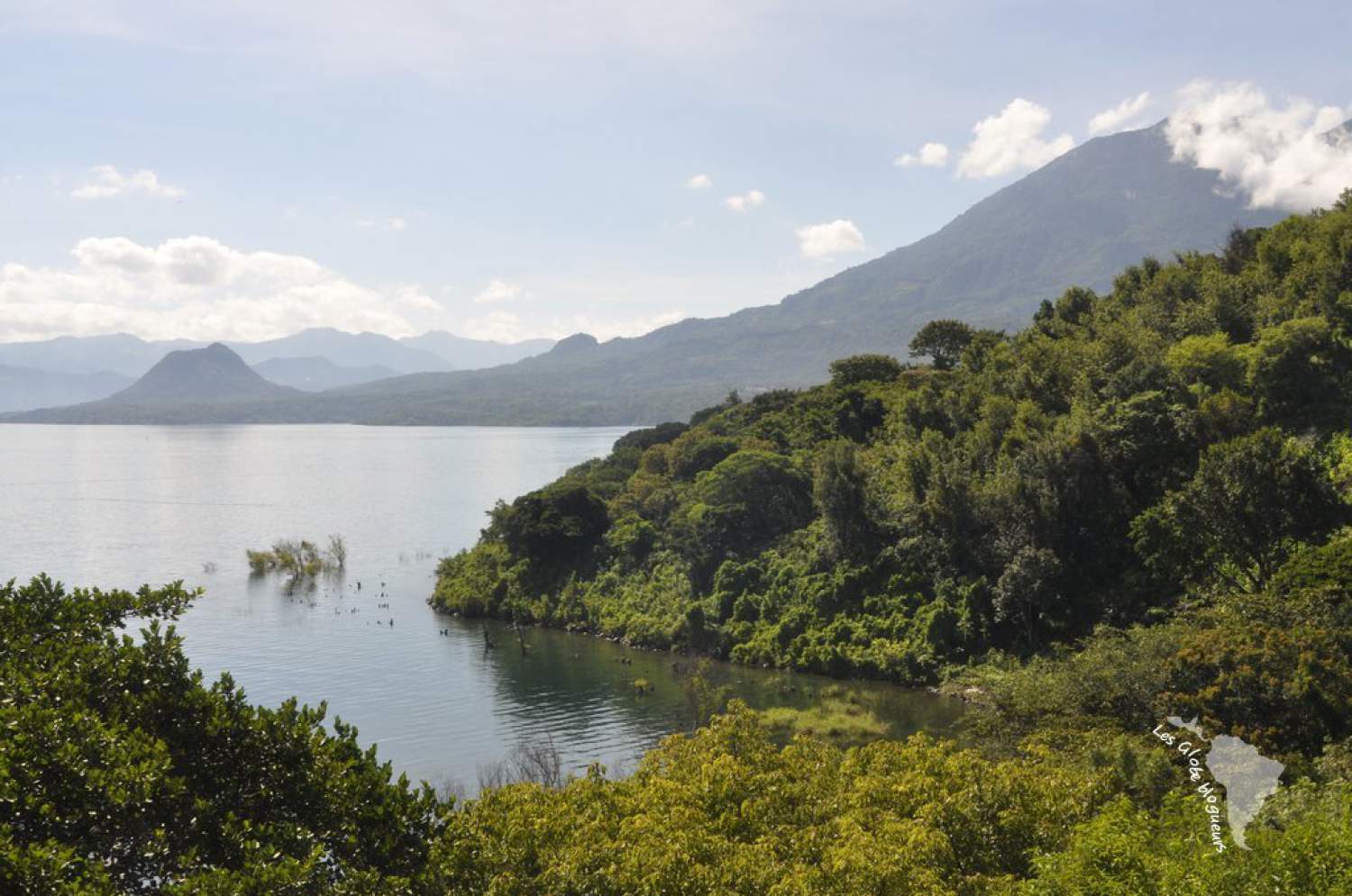 Lac Atitlan, ancien volcan du Guatemala