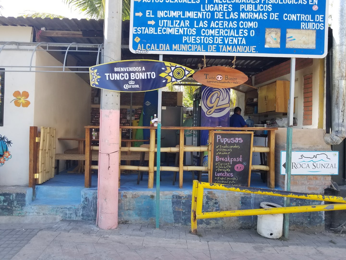 Tunco Bonito, El Tunco, El Salvador