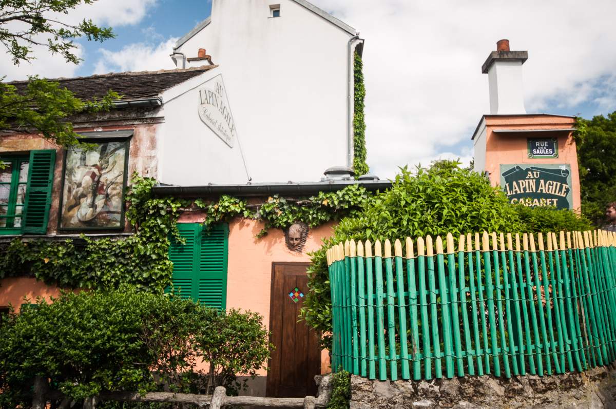 Cabaret Lapin Agile à Montmartre, France