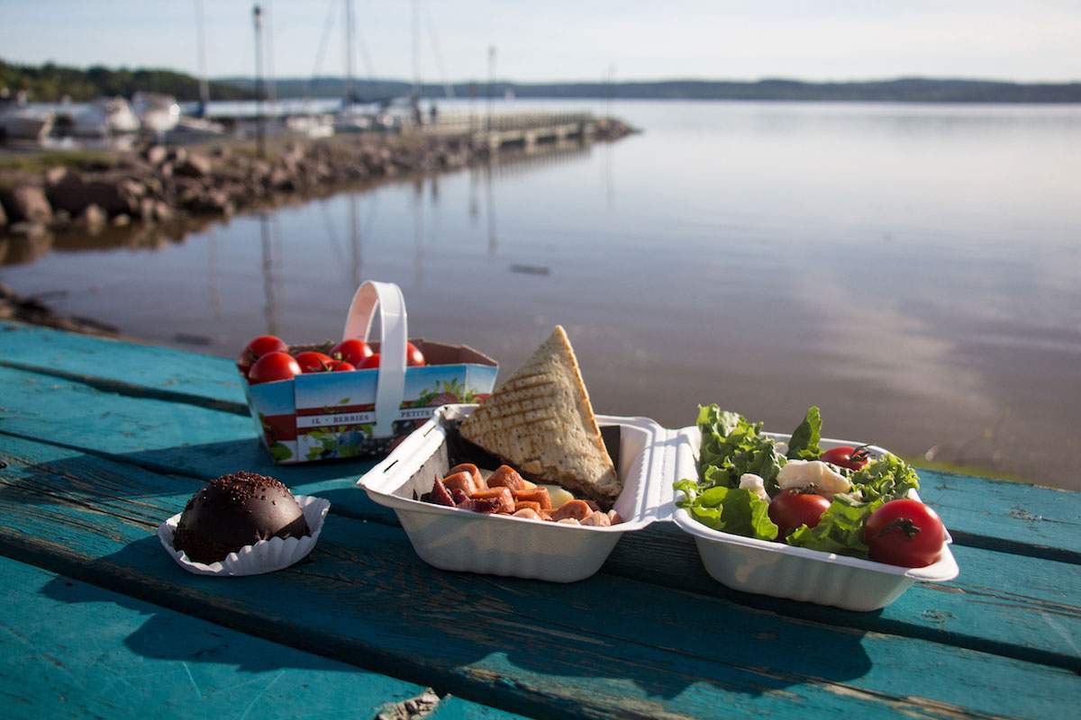 Pique-nique à la marina de Ville-Marie, Abitibi-Temiscamingue