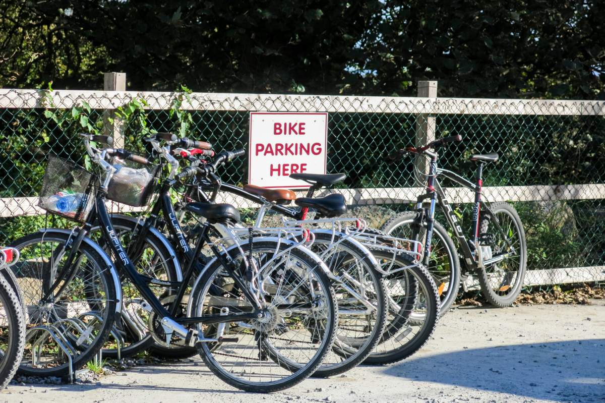 Vélos à Inis Mor, Irlande