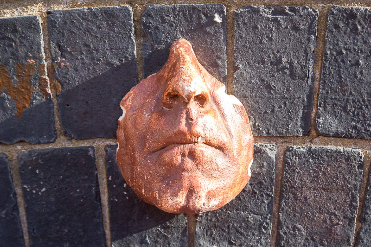 Visage moulé comme art de rue à Londres