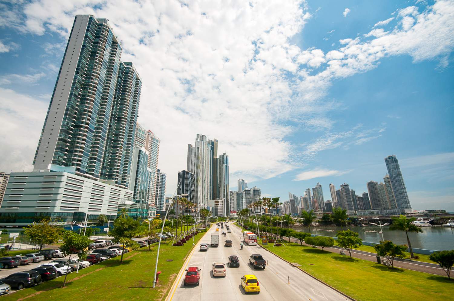 Autoroute dans Panama city