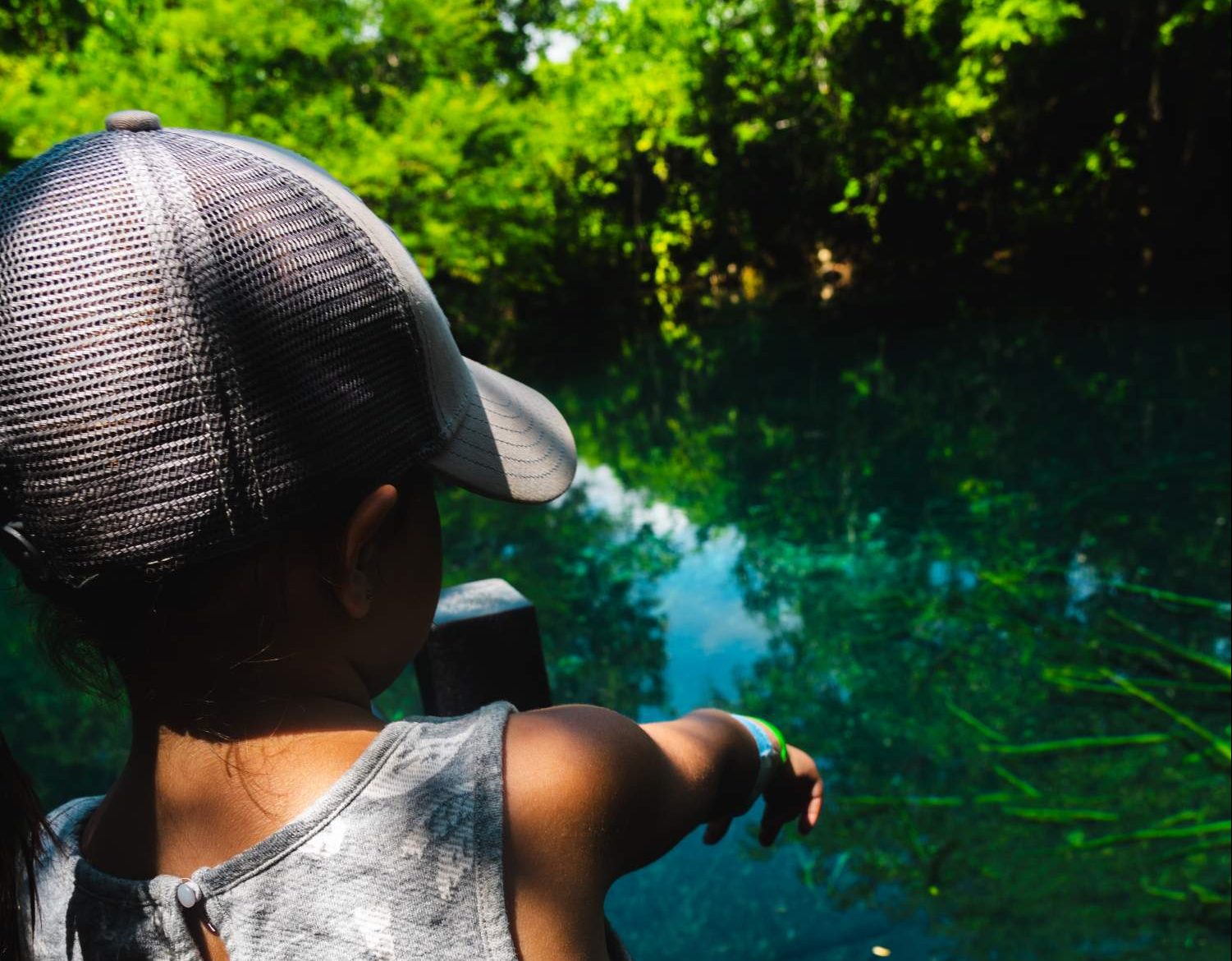 Kids at the Indigenous Eyes Ecological Park and Reserve in Dominican Republic