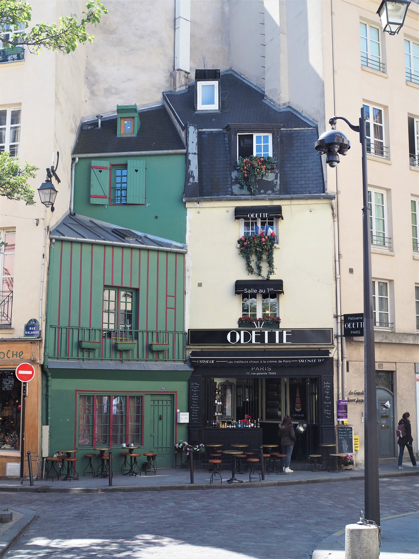 Best bakeries in Paris - choux à la crème at Odette