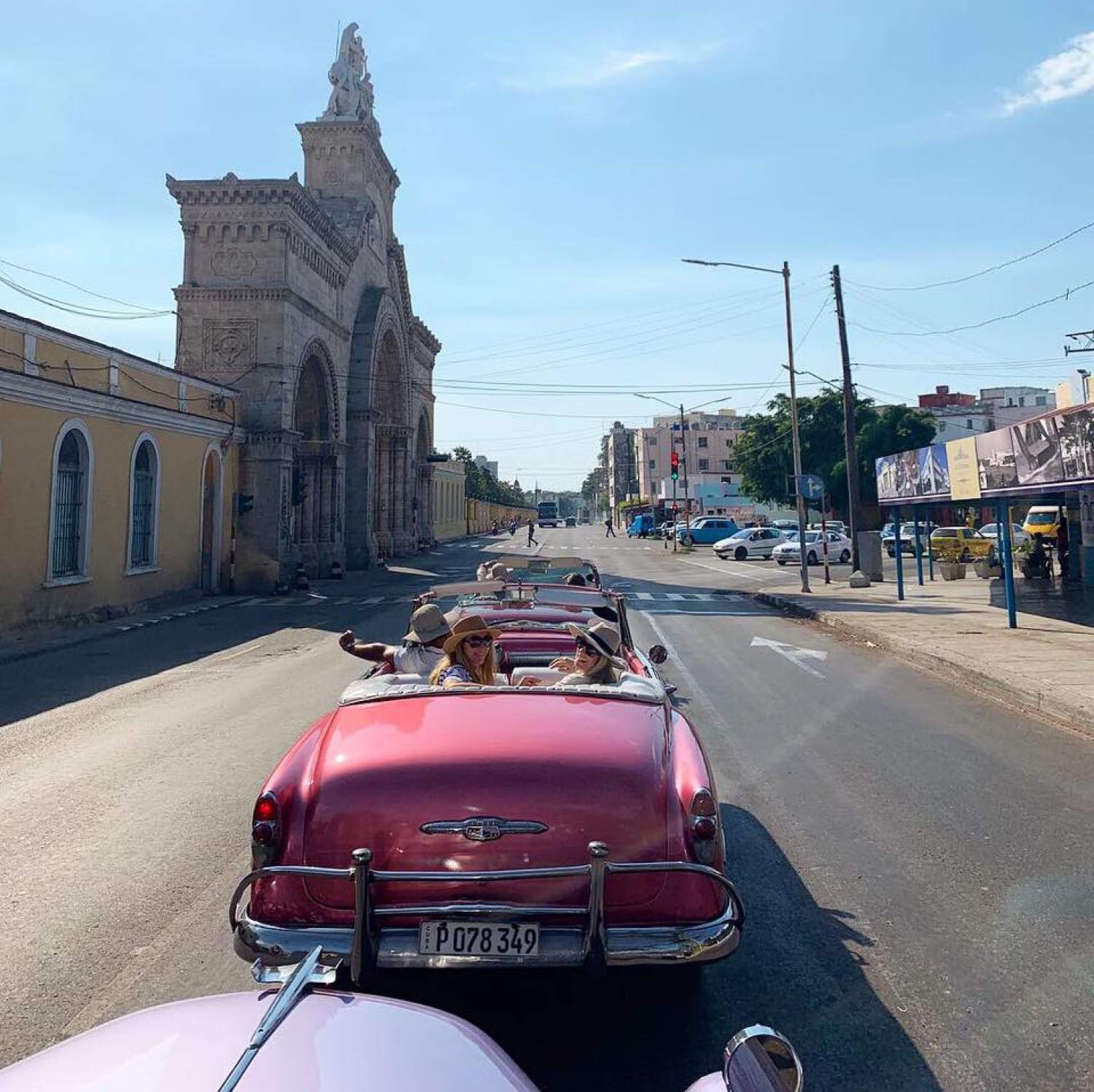 Old ride in La Havana
