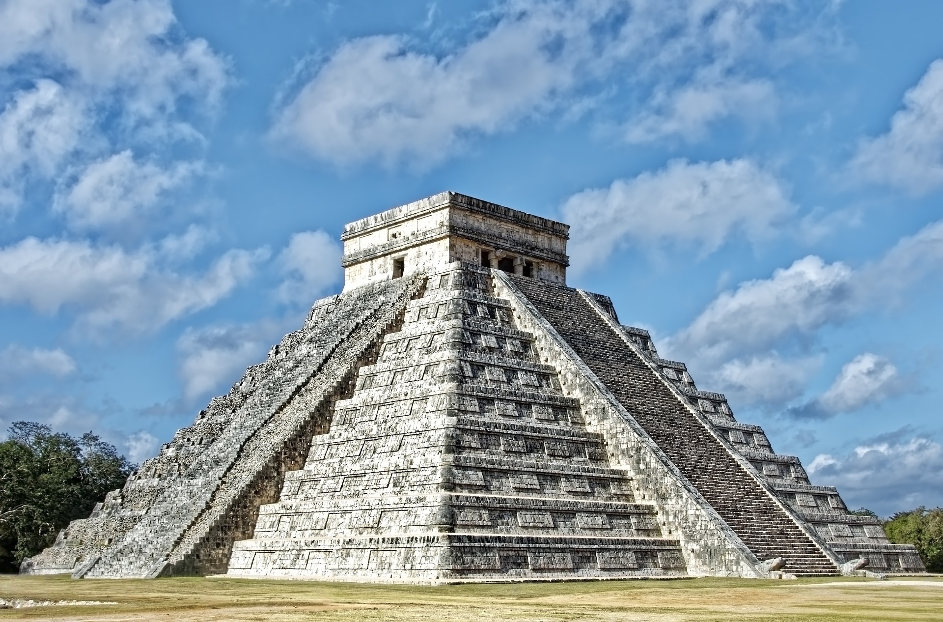 Pyramids of the World: 7 Things to Know | #ExperienceTransat