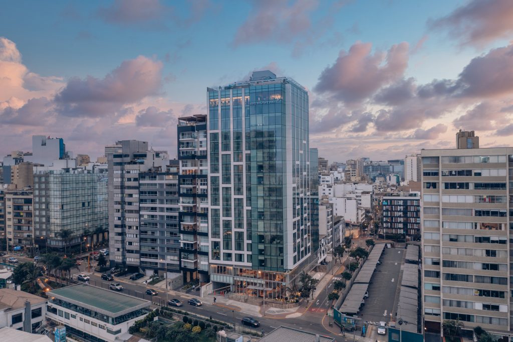 Iberostar Miraflores - Façade
