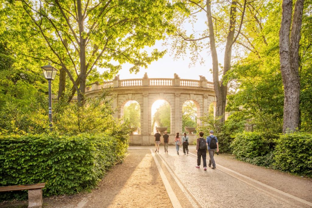 quartiers de berlin - Volkspark Friedrichshain - neighborhoods berlin - photo credit DZT Dagmar Schwelle