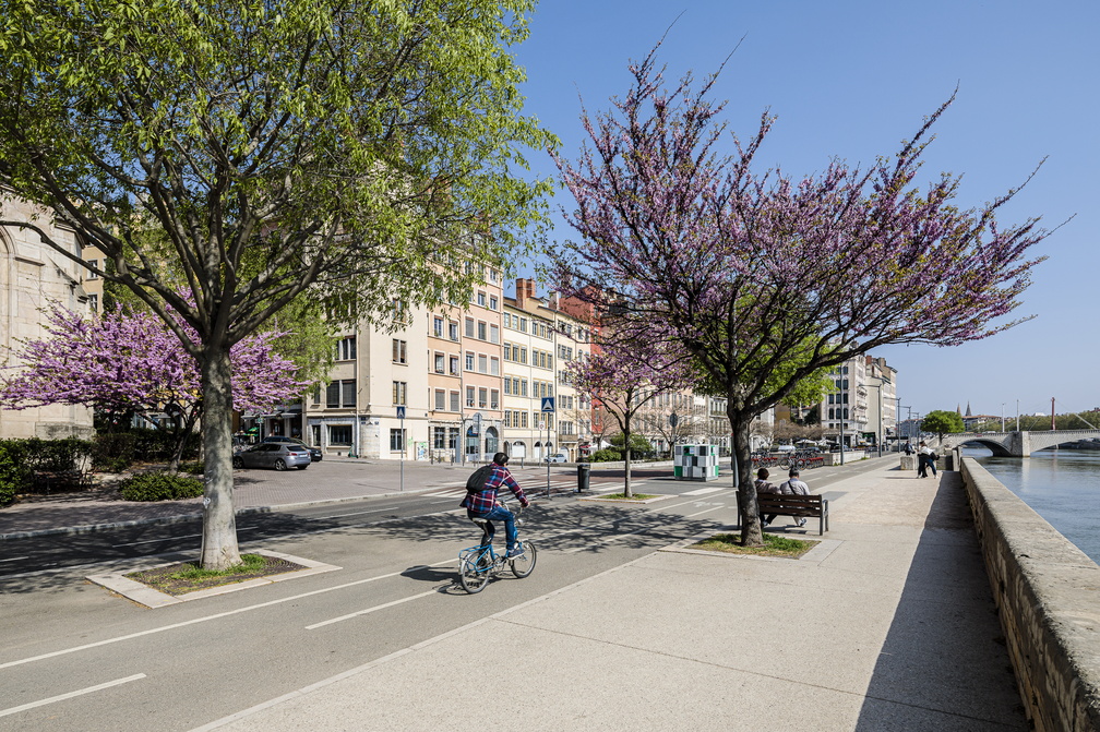 ou voyager en avril - lyon - where to travel in april