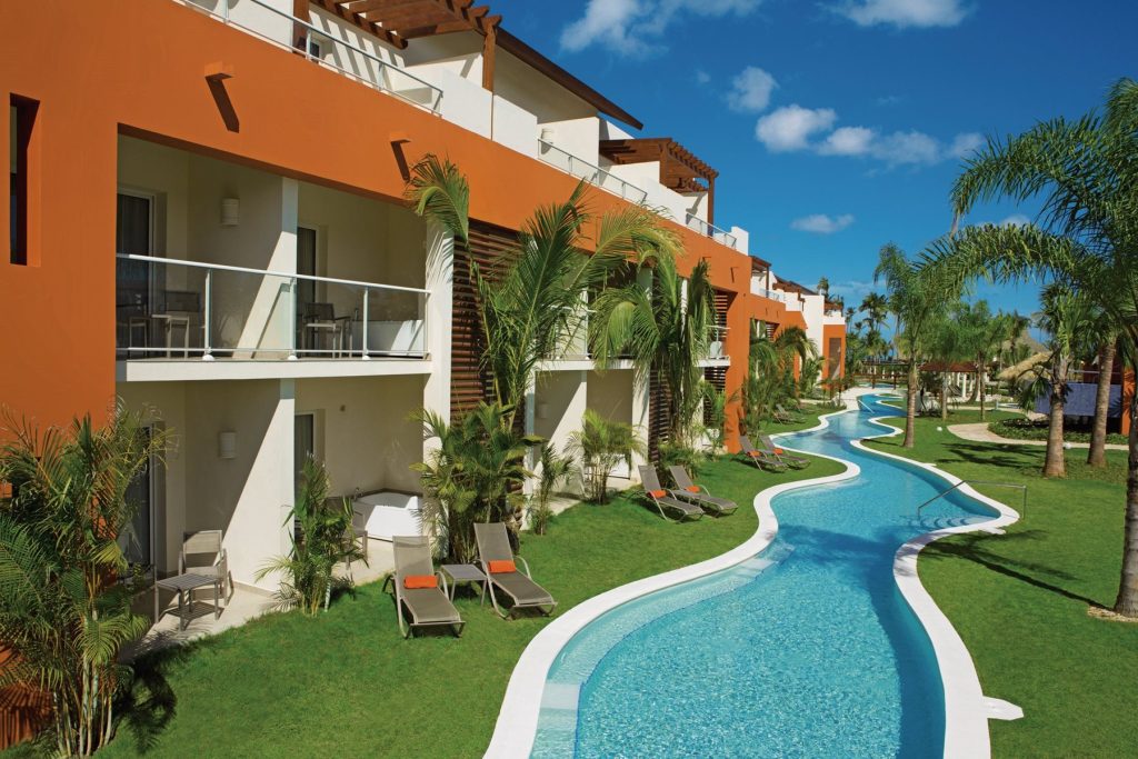 Breathless Punta Cana - pool - piscine - swim-up