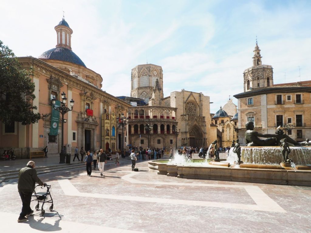 valencia travel guide spain guide voyage espagne valence