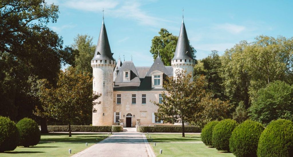 Château d'Agassac - plus beaux vignobles bodeaux most beautiful wineries bordeaux
