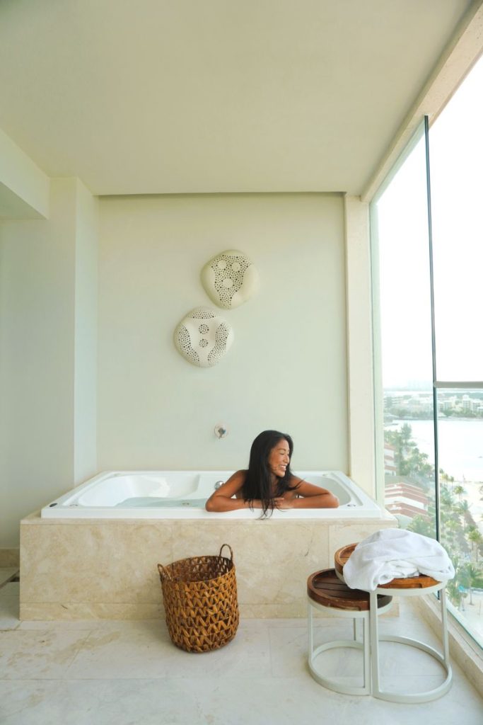 adults-only all inclusive package - cindy cournoyer - forfait tout-inclus adultes