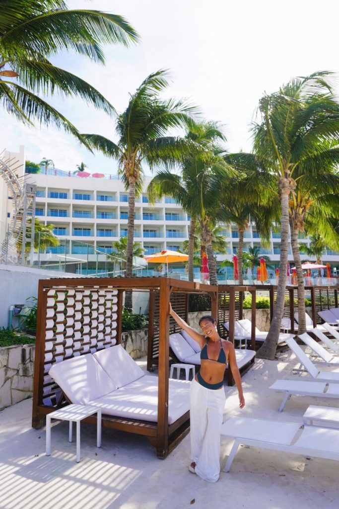 adults-only party all inclusive mexico - cindy cournoyer - forfait tout-inclus adultes mexique