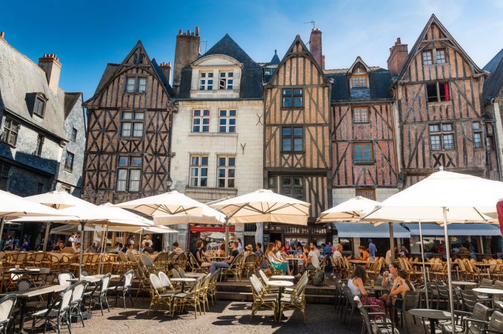 day trips from paris by train - tours - excursions d'une journée de paris