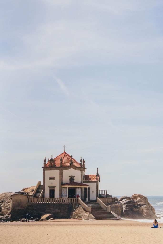Capela do Senhor da Pedra - day trip from Porto excursion d'une journée