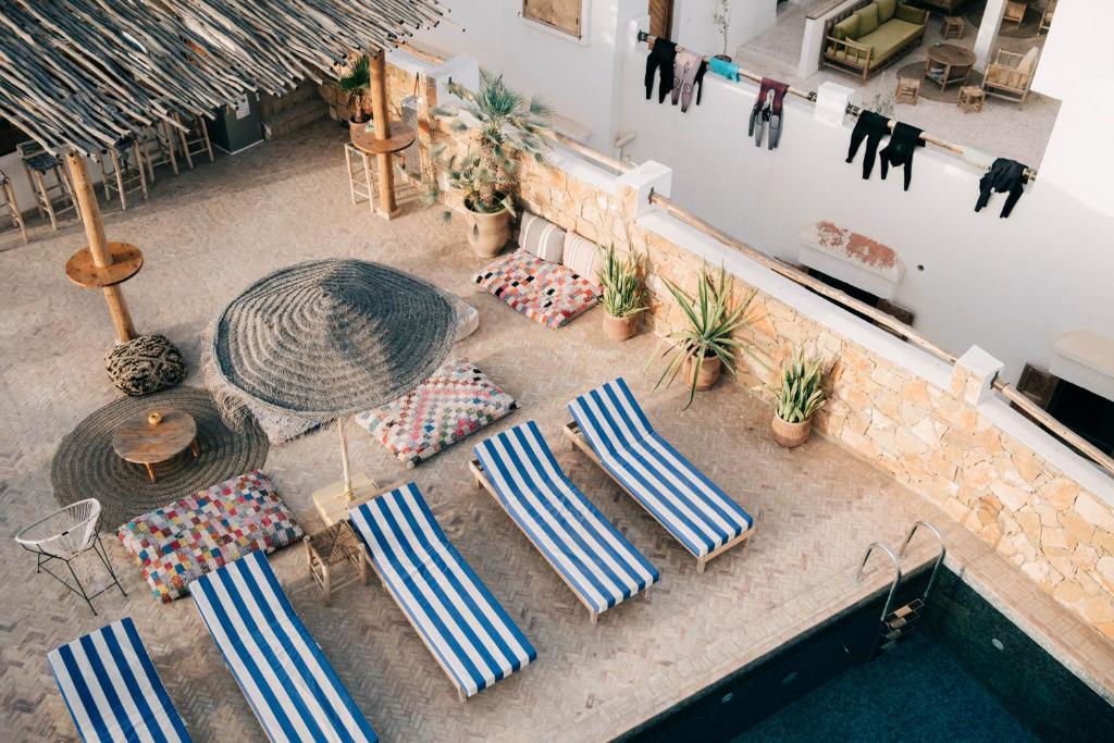 Surf & Friends Taghazout - voyage de surf au maroc - surfing in Morocco