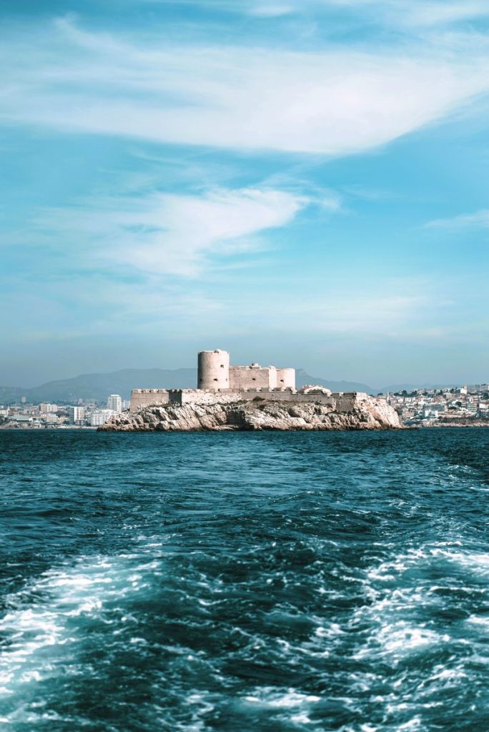 quoi faire à marseille travel guide - chateau d'if