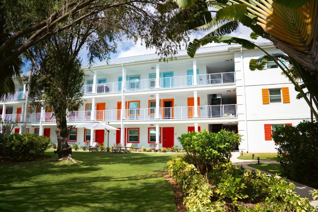 The Sunshine Hotel and Suites - 1