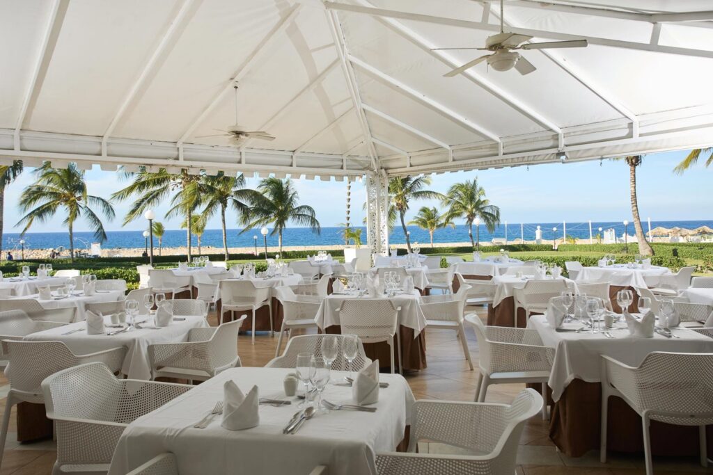 Bahia Principe Escape Runaway Bay, Resto Las Olas