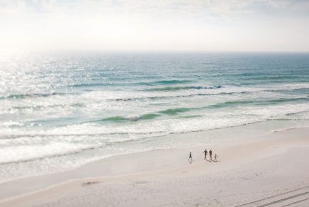 Stocksy_txp10e8c534IBh100_Large_658204-1200px