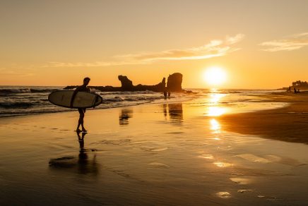 Surfista El Tunco