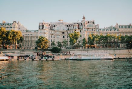 COUVERTURE bonnes adresses à paris - paris travel guide