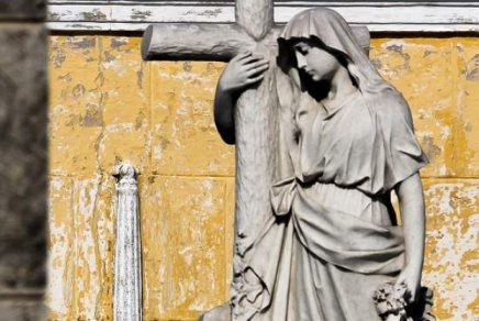 Statue of the Eternal Love, Colon cemetery, La Havana