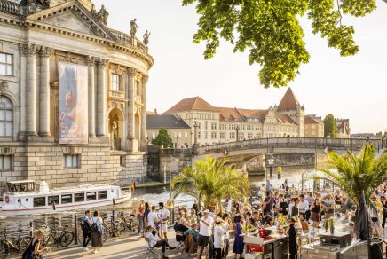 films à berlin allemagne – Movies Set in Berlin germany – photo credit Dagmar Schwelle films à berlin allemagne - Movies Set in Berlin germany - photo credit Dagmar Schwelle