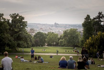 Parc du quartier: Riegrovy sady de Prague